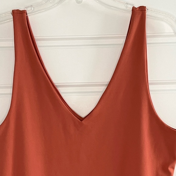 Abercrombie Seamless Fabric V Neck Tank Bodysuit Pumpkin Spuce Size XL - Picture 2 of 11